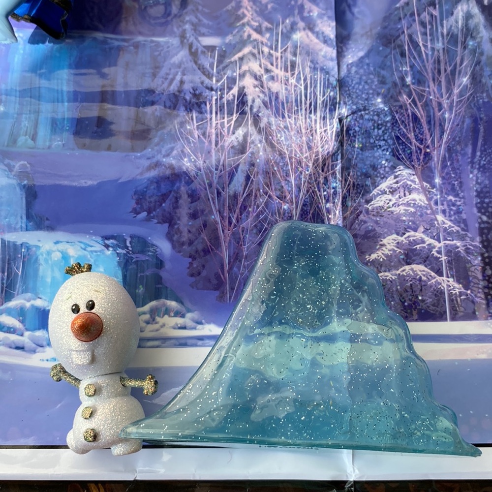 - 💕 Preloved Disney Parks Elsa Animator’s Collection Playset ❄️⛄️ - Picture 8 of 11